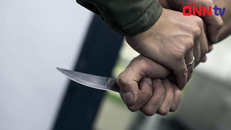 Azərbaycanda polis əməkdaşı bıçaqlandı